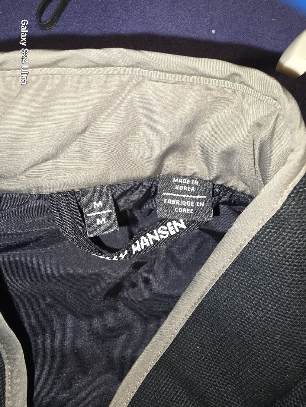 Helly Hansen Gilet & Giacche: Helly Hansen Herren Weste, Grau/Schwarz, Grösse M – Nuovo (secondo la descrizione) da Gelterfingen venduto da charly3333 1