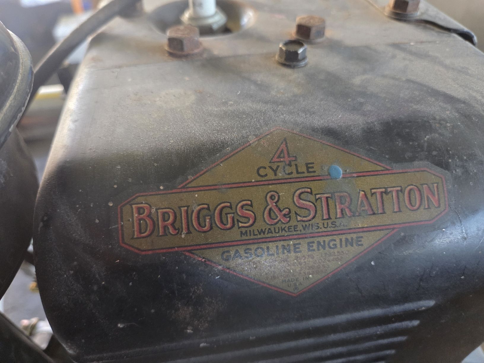 Moteurs: Briggs & Stratton 14FB – D'occasion à Böbikon par Domplex 1
