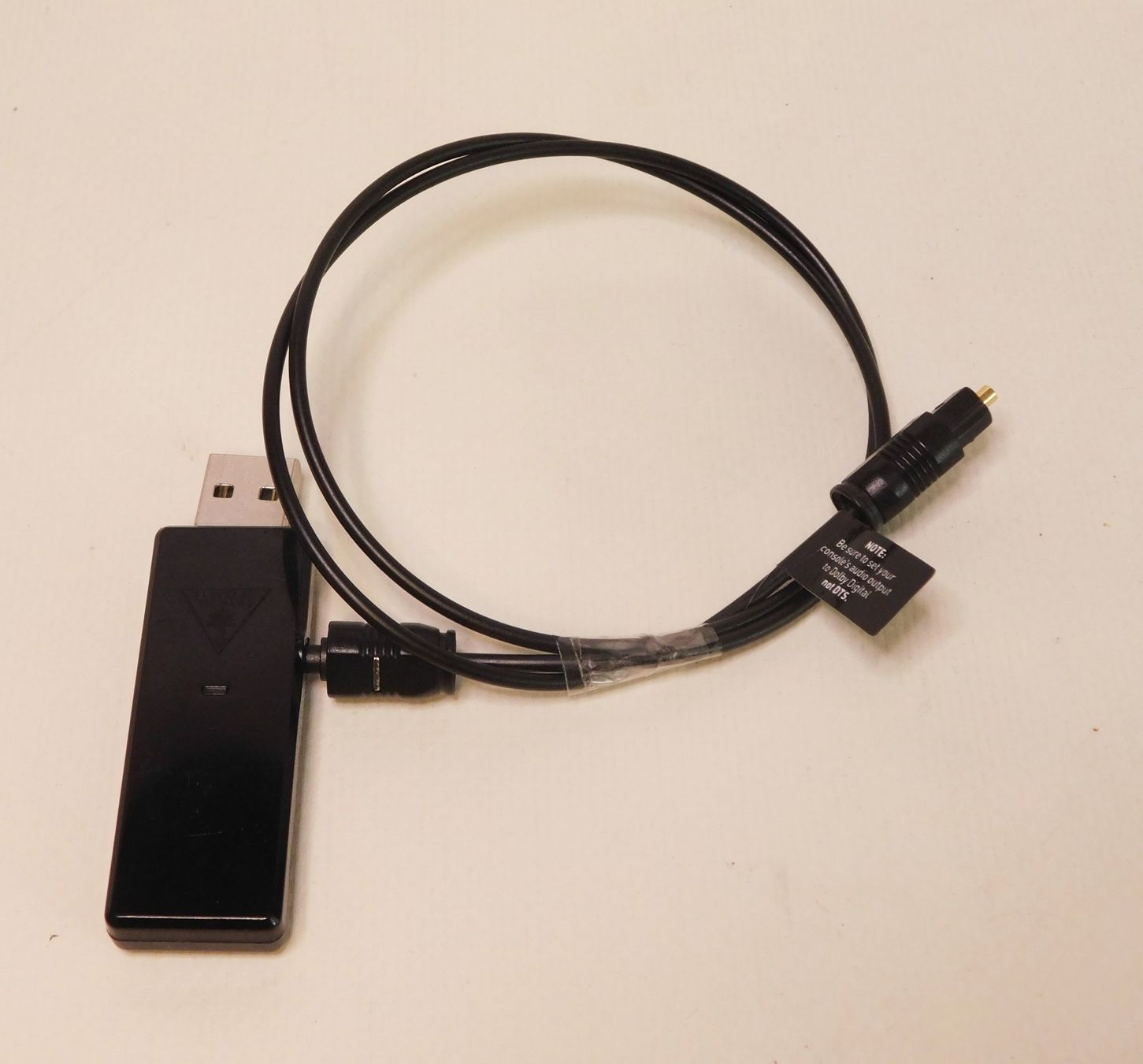 Unità & Adattatore: USB A zu TOSLINK OPTICAL AUDIO ADAPTER – Usato da Emmenbrücke venduto da Ulisse-22