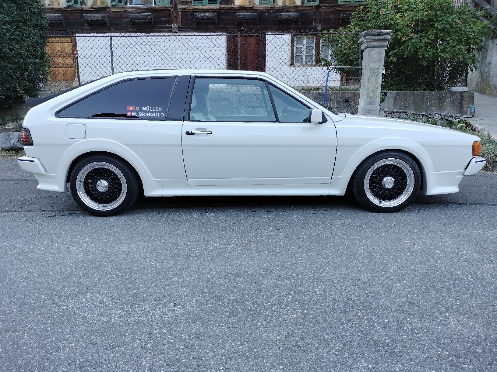 VW Automobili: VW Scirocco mit neuem Lack und  frischem Getriebe – Usato da Boltigen venduto da mue_89ql