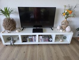 TV Board Weiss Ikea, 189cm x 43cm
