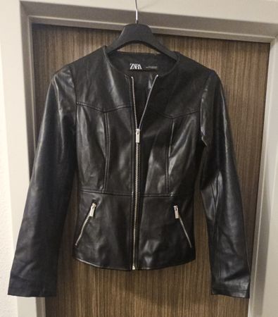 Zara Kunstlederjacke, Schwarz, Grösse S, Top Zustand!