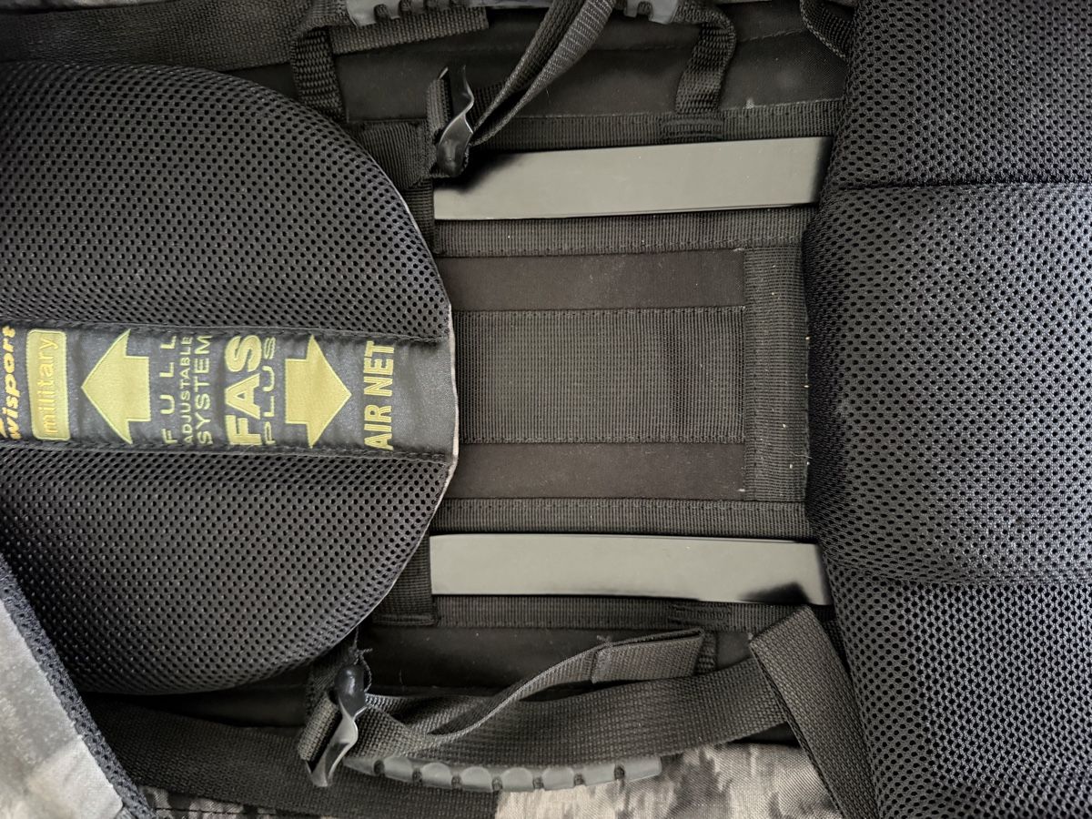 Sacs à dos: Wisport Explorer Backpack Camo Adjustable System Used – D'occasion à Zürich par buy_d5vz 4