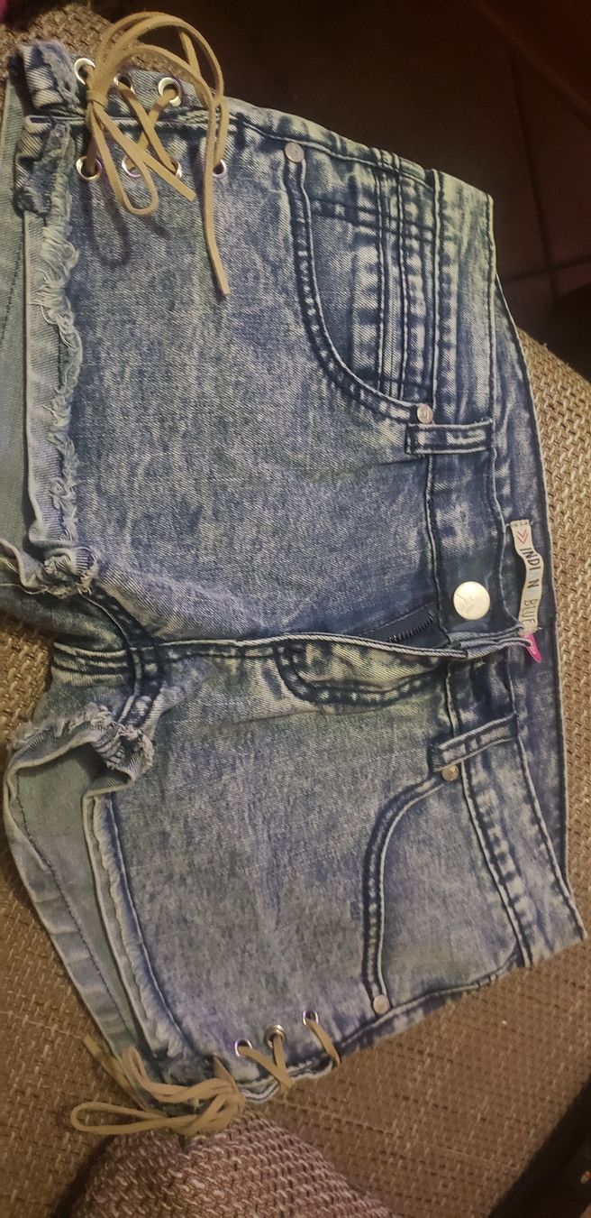 Lotti & Set di vestiti: Mini short 164 Indiana  blue – Usato da Le Séchey venduto da Jill93