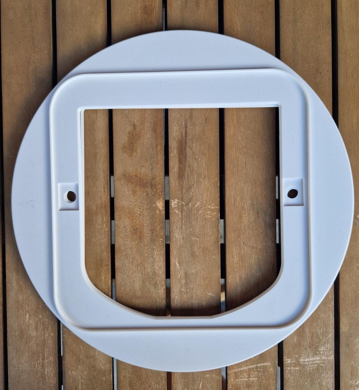 Gattaiole: Adaptateur montage chatière SureFlap. – Nuovo (secondo la descrizione) da Gryon venduto da dra_qxh2