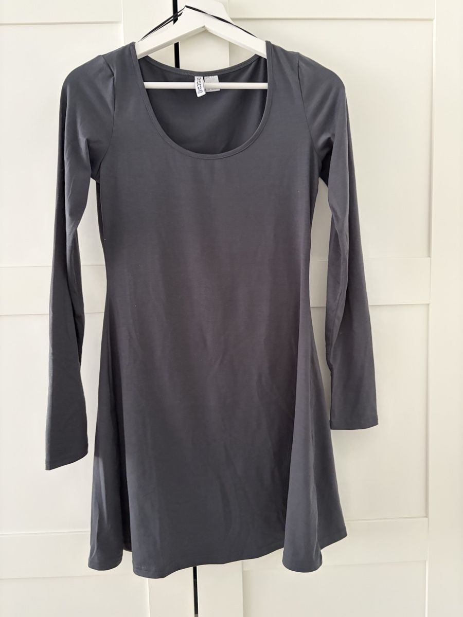 H&M Vestiti: Graues Kleid H&M Gr. S – Usato da Sevelen venduto da mar_gq8k