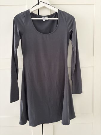 Graues Kleid H&M Gr. S