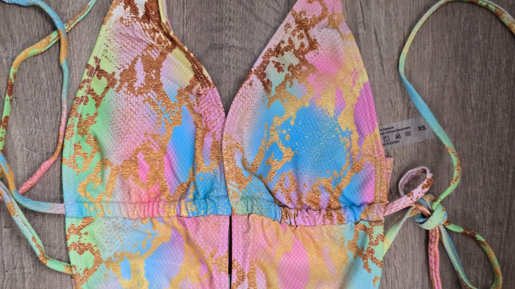 Costumi da bagno & Bikini: ​👙 Bunter Monokini - XS - Badeanzug mit Schlangenmuster – Nuovo (secondo la descrizione) da Thalwil venduto da VitaMini 1