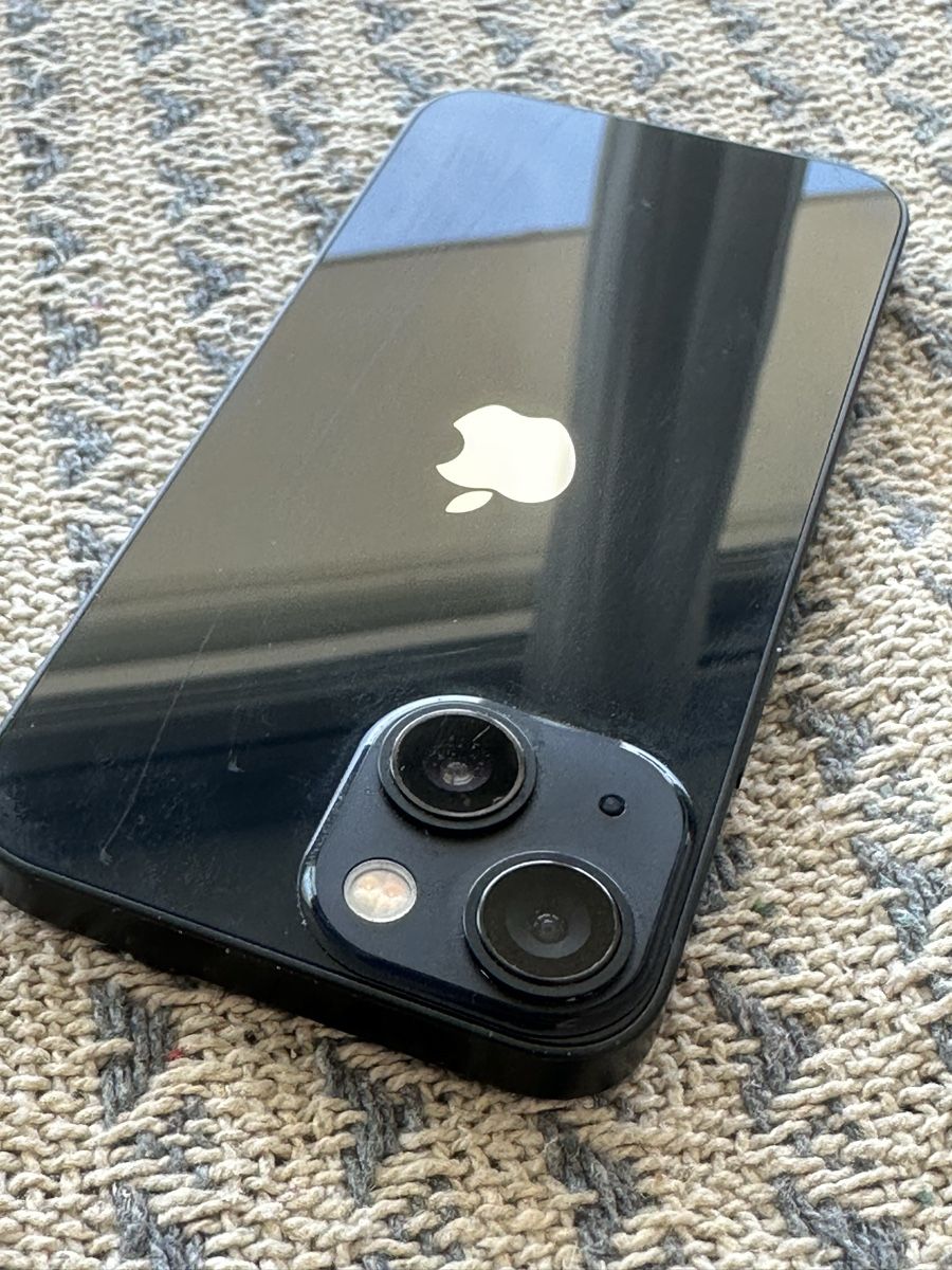 Apple Handys / Smartphones: iPhone 13 Mini 256GB - Akku 100%! – Defekt aus Fahrni b. Thun von familymadech 1