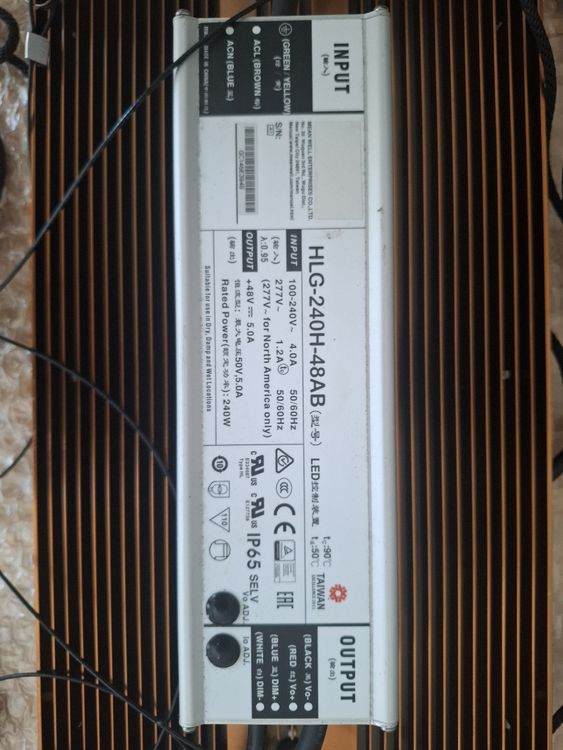 Lampade: Grow Lampen 3x240W, 1x60W – Usato da Wittenbach venduto da and_9f2c 2