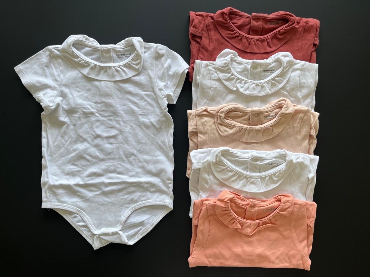 Lotti & Set di vestiti: Baby Bodysuit Bundle 24 Months – Usato da Wilen b. Wollerau venduto da seb_s6jm 1