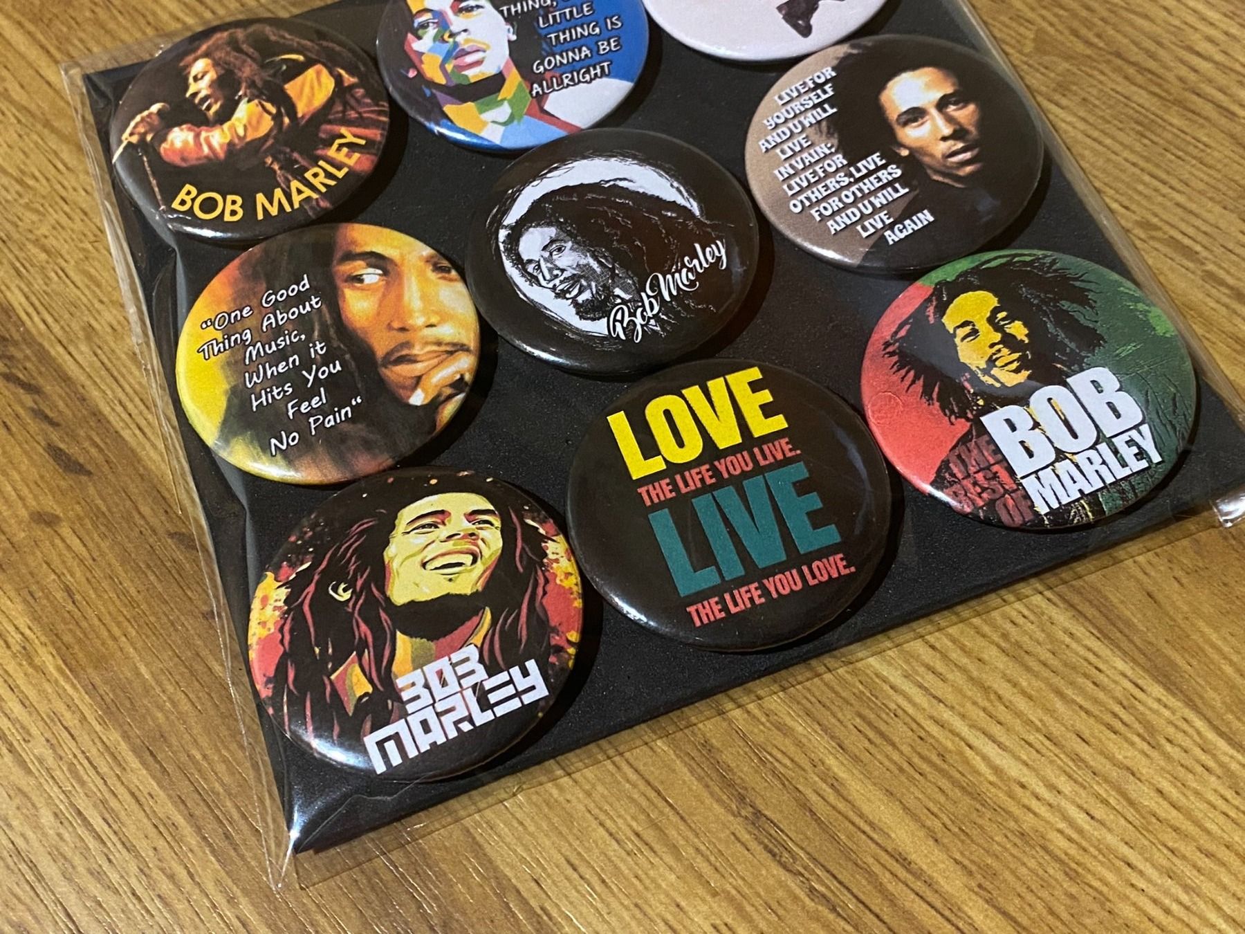Placchette & Badge: Bob Marley Magnete – Nuovo (secondo la descrizione) da Basel venduto da FatCatPacksTheRatt 2