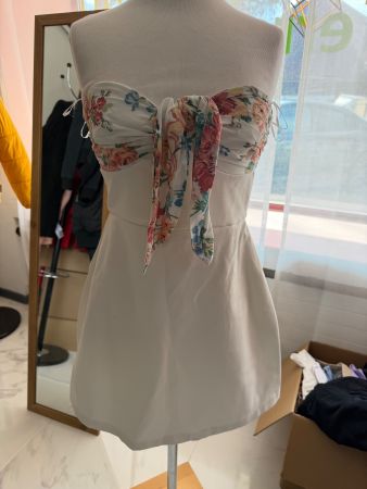 Zara Sommerkleid, Blumenmuster, weiss, Grösse M NEU
