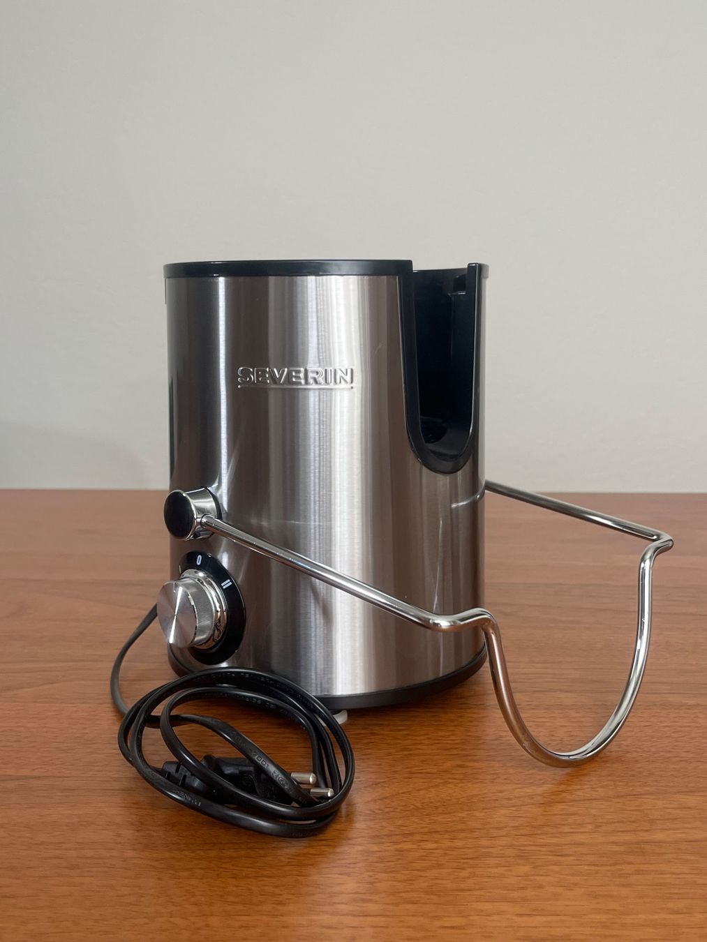 Elettrodomestici da cucina: SEVERIN Entsafter ES 3566 (400 W) – Usato da Zürich venduto da Garlicpress 3