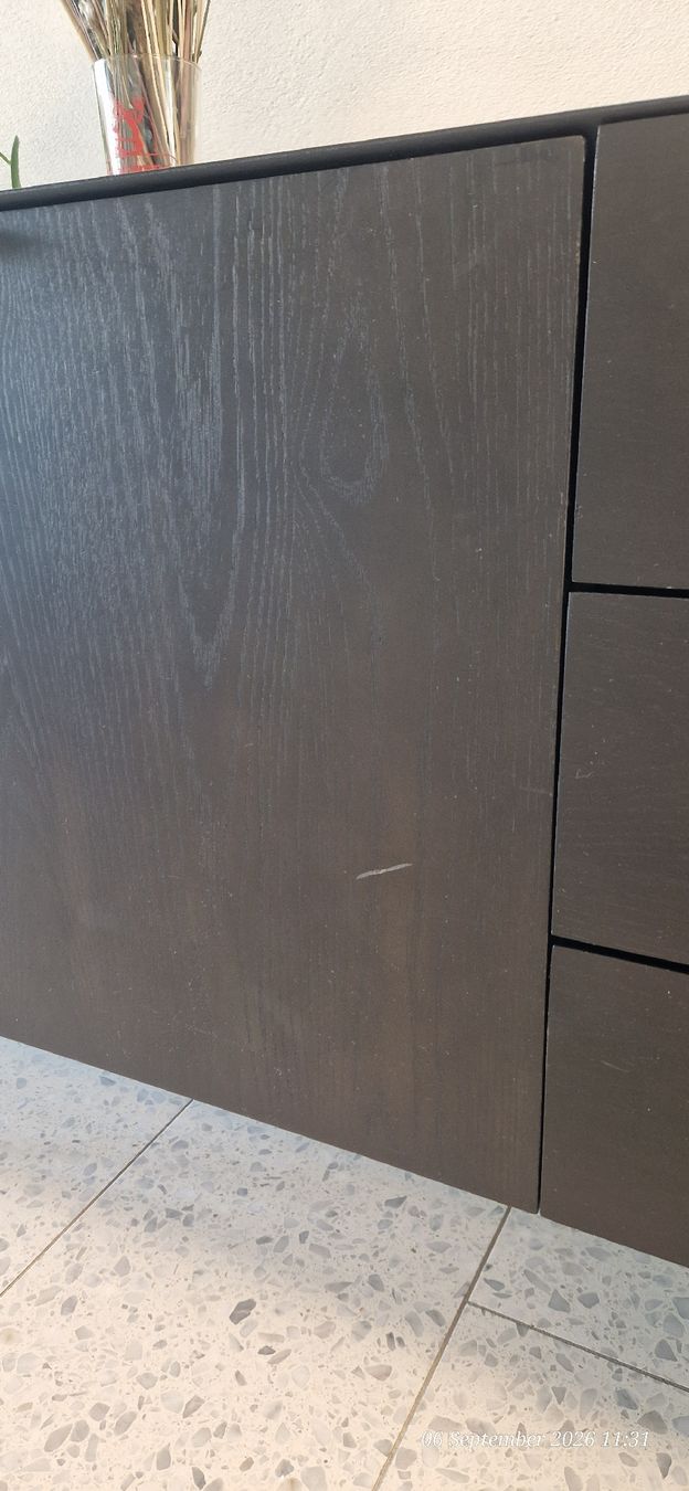 Cassettiere: Zuiver - Travis Sideboard Schwarz – Usato da Küssnacht am Rigi venduto da bvd_8lzh 8