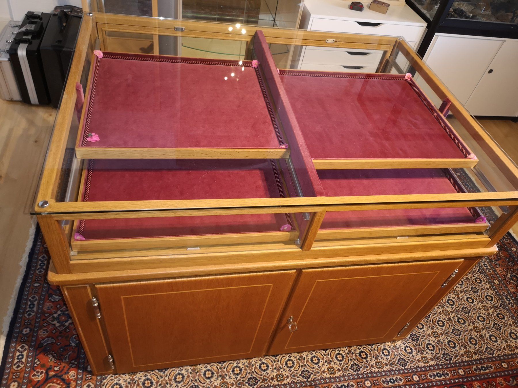 Vetrine: Vitrine aus den 1950 – Usato da Ormalingen venduto da Egra0