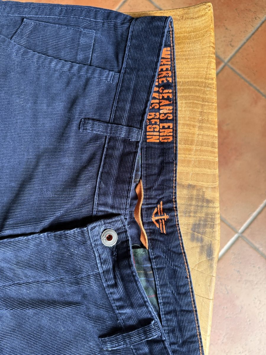 Pantaloni: Dockers corduroy pants – Usato da Andermatt venduto da tom_j2v2 1