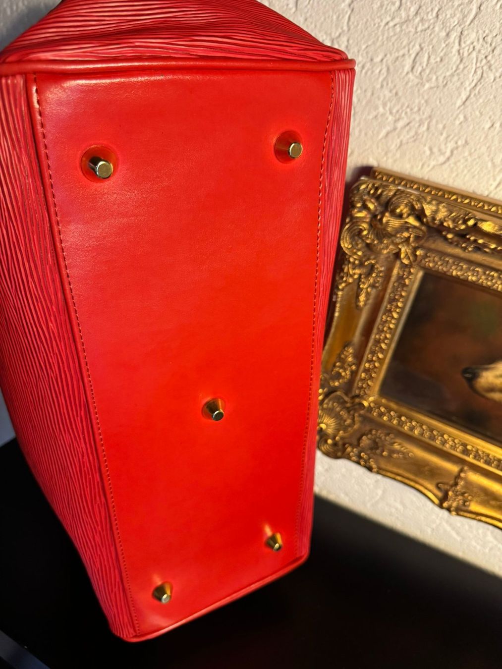 Borse da donna: Structured Red Tote Bag im Epi-Stil – Usato da Winterthur venduto da Dejv 2