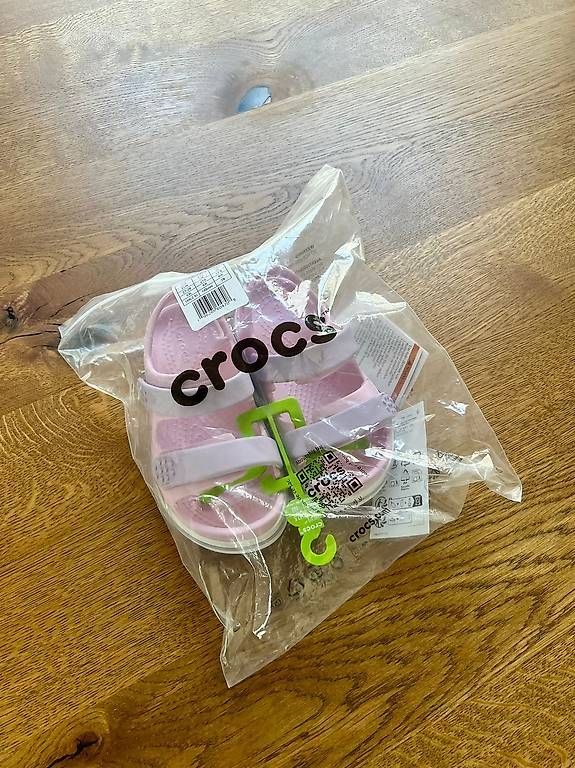 Scarpe per ragazze: Crocs Sandalen  – Usato da Uster venduto da CDiermayr 1