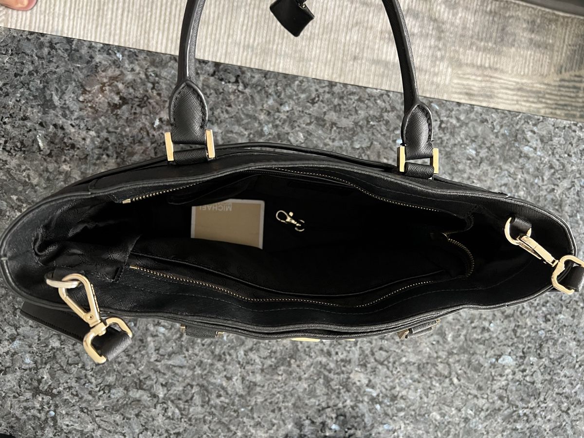 Michael Kors Borse da donna: Michael Kors Handtasche schwarz – Usato da Freidorf TG venduto da Iris1970 1