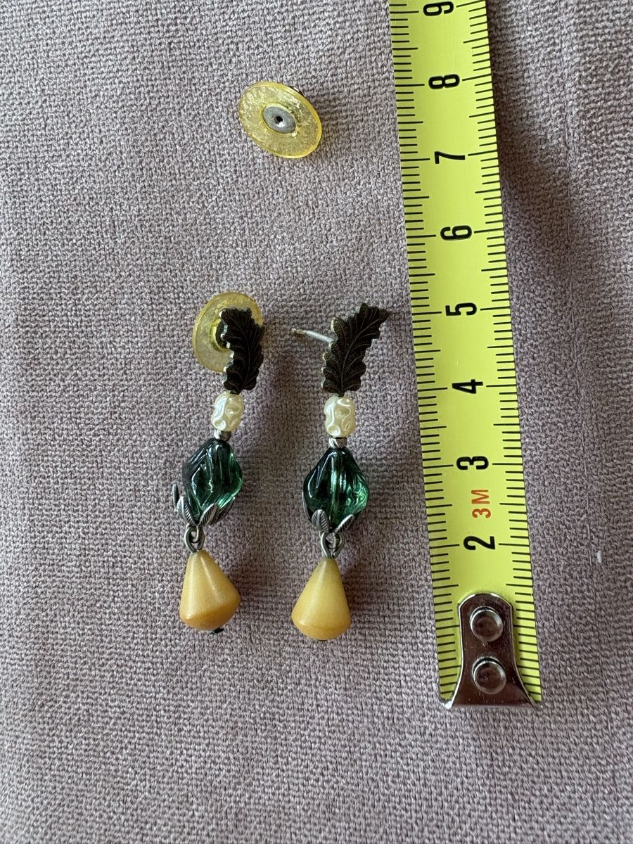 Orecchini pendenti & Orecchini a lobo: Vintage Autumn Leaf Drop earrings – Usato da Nyon venduto da Iamher