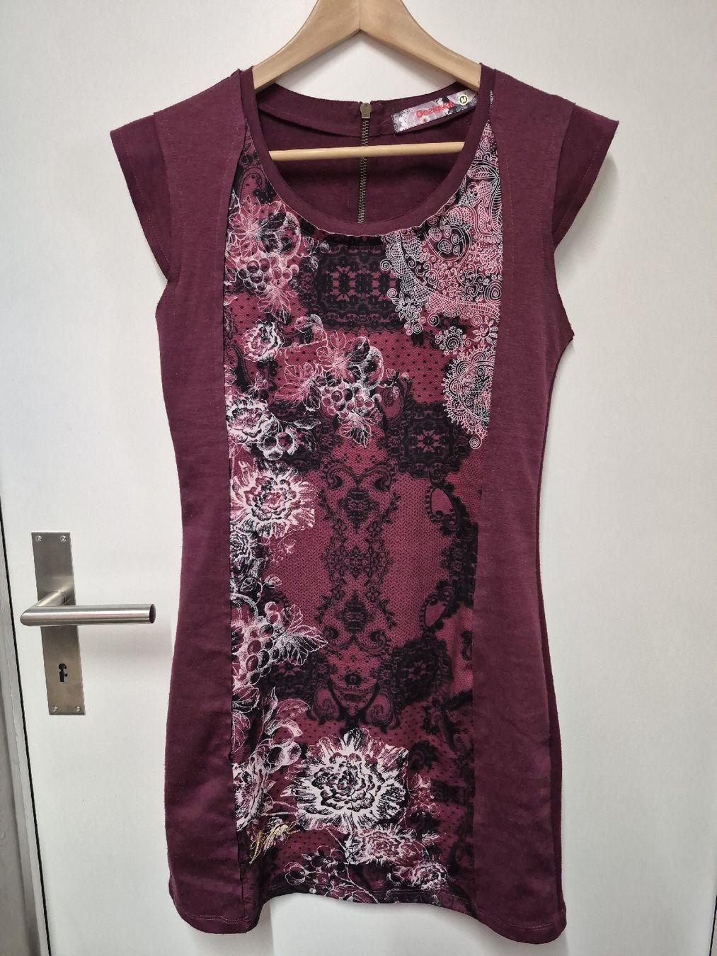 Desigual Vestiti: Desigual Jersey Kleid mit Muster Gr.M, bordeaux – Usato da Merligen venduto da muss_haben 3