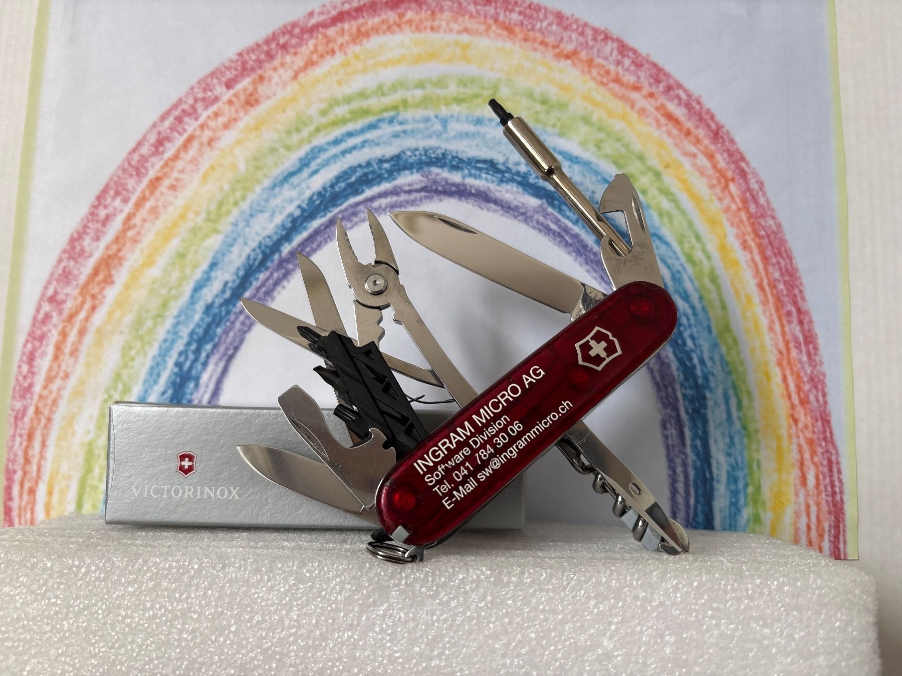 Victorinox Couteaux de poche: VICTORINOX - Cyber Tool M - Sackmesser - INGRAM MICRO AG – D'occasion à Andwil SG par Rainboli 2
