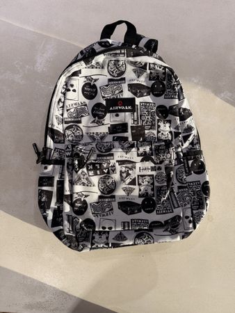 Sac à dos Airwalk noir et blanc – Très bon état