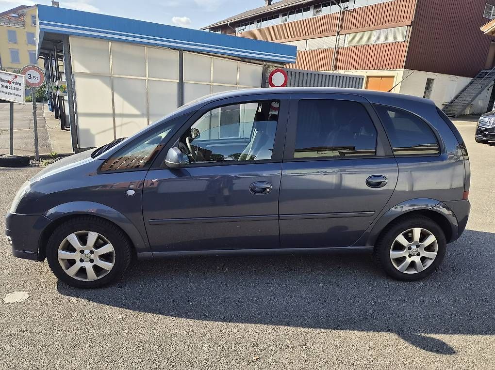 Automobili: OPEL  MERIVA  COSMO  1.6i   Automat  – Usato da St. Gallen venduto da kratzki01