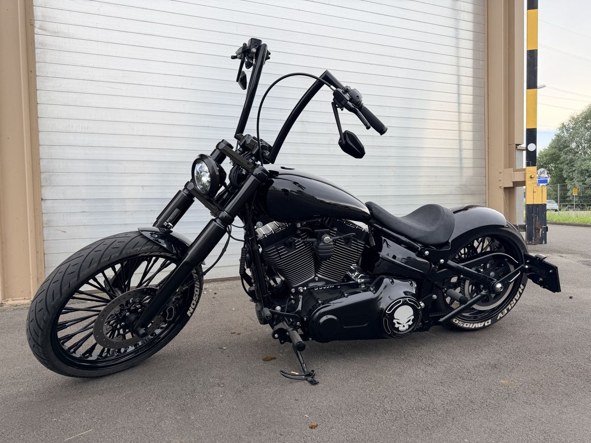 Harley-Davidson Cruisers: Harley-Davidson Breakout black BEAST – D'occasion à Hochdorf par K.Kari 4
