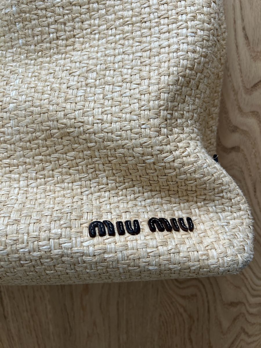 Miu Miu Taschen für Damen: Miu Miu Shoulder Bag – Gebraucht aus Zürich von ann_qw2t 2