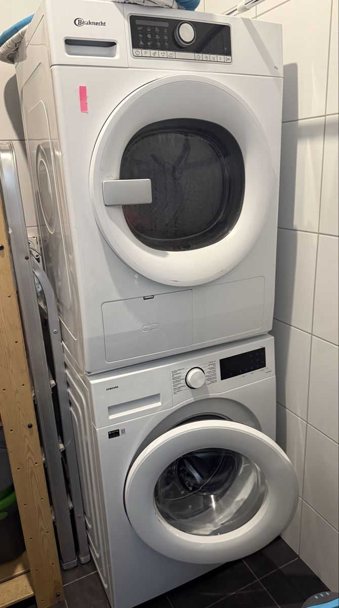 Siemens Lavatrici: Washing machine and dryer – Nuovo (secondo la descrizione) da Chêne-Bougeries venduto da nee_f2v7 4