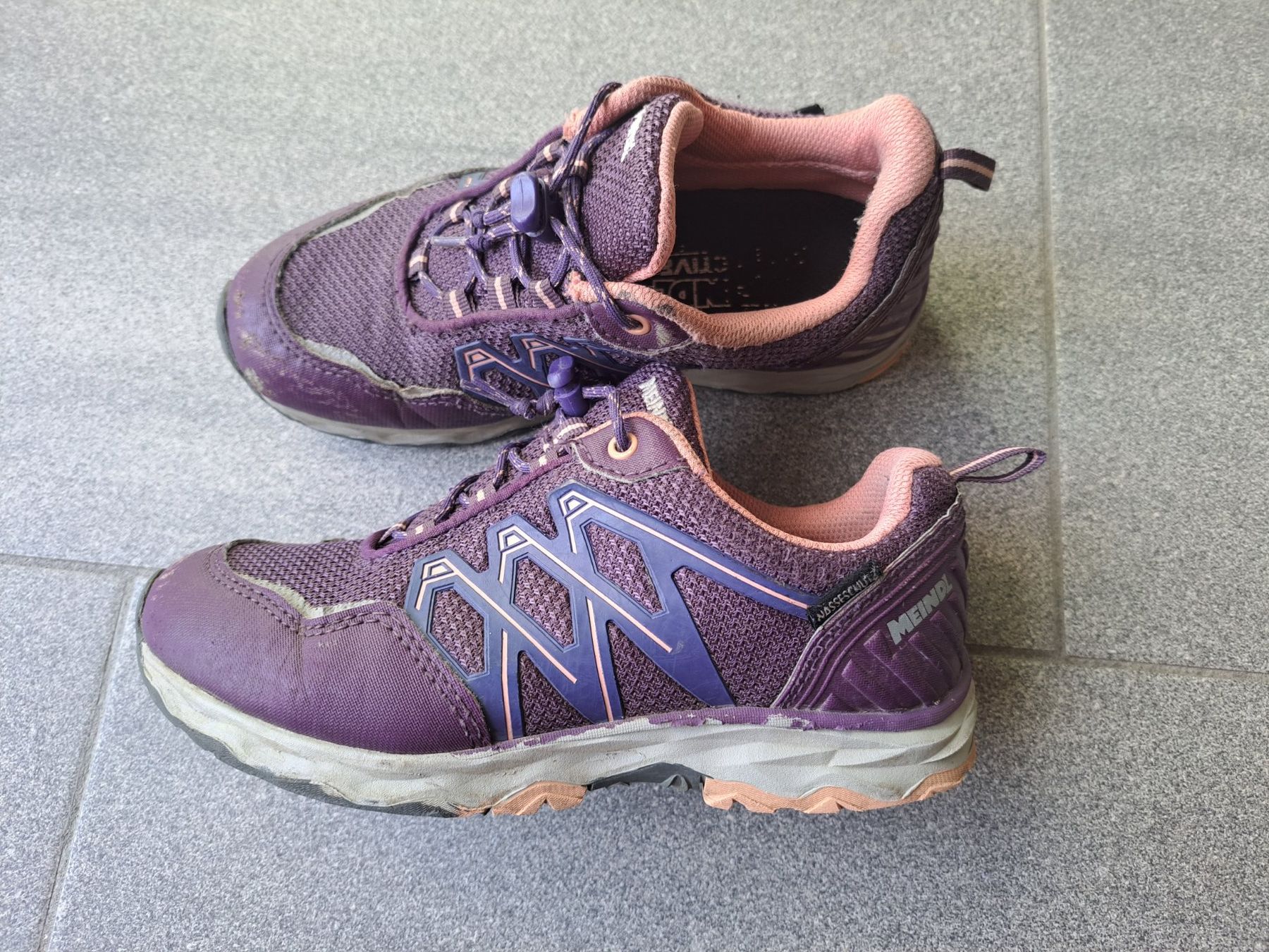 Meindl Scarpe per ragazze: Meindl Wanderschuh Gr 32 Trekkingschuh – Usato da Bünzen venduto da nagyagi111mail 1