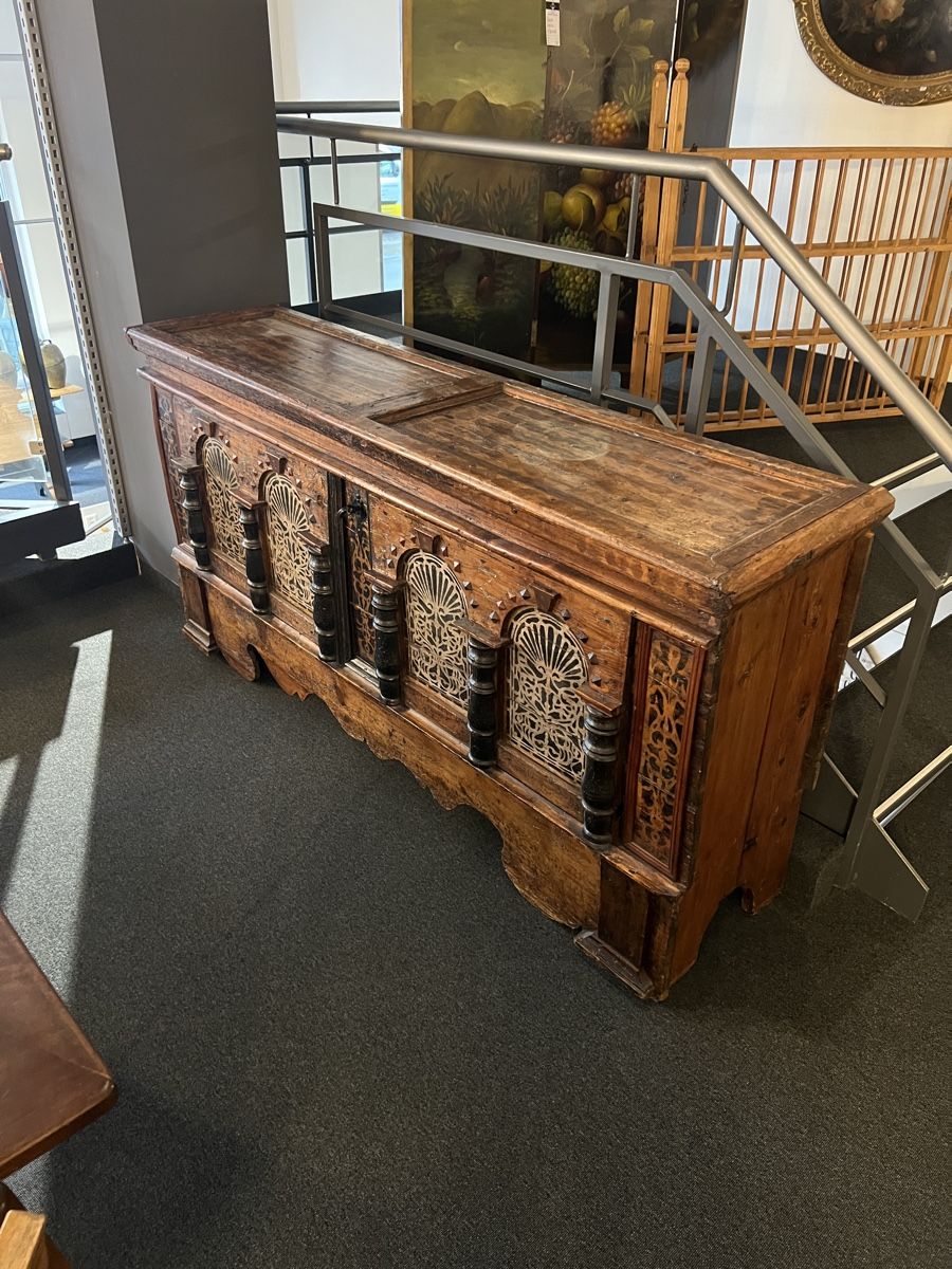 Cassapanche: Ostschweizer Barocktruhe – Usato da Gossau SG venduto da Keller-Antiques 2