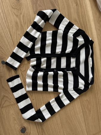 Pull&Bear Strickjacke, Gr. S, schwarz/weiss, neuwertig
