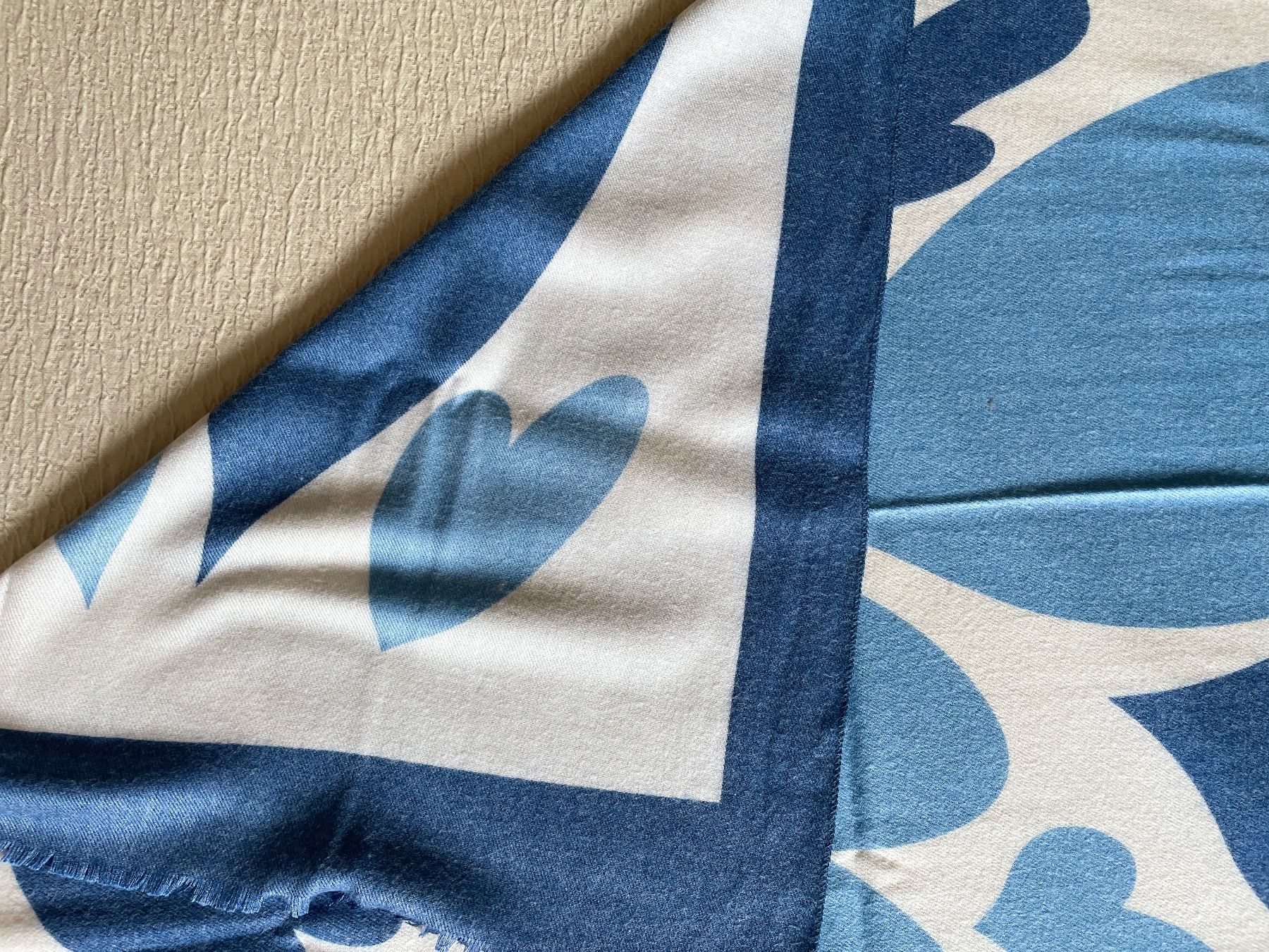 Foulard & Sciarpe: Wunderschöner Schal mit Herzen - blau/weiss – Nuovo (secondo la descrizione) da Birsfelden venduto da Nic21 7