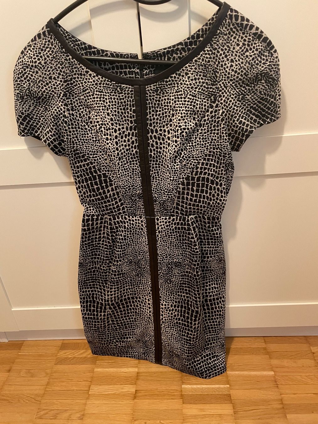 Kooples Vestiti: The Kooples Kleid Gr 34 – Usato da Zürich venduto da ocimen 1