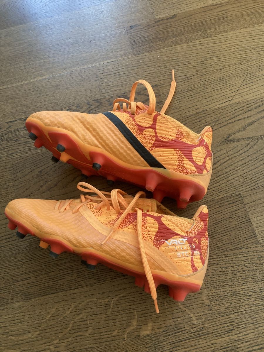 Scarpe da uomo: Fussball Noppenschuhe  – Usato da Liebefeld venduto da dschegi 1
