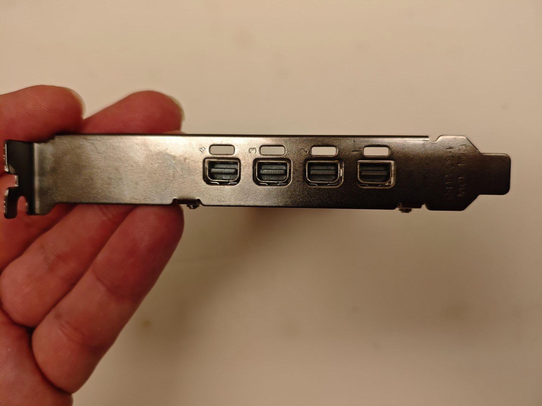 Nvidia Schede grafiche: Nvidia T600 4GB Grafikkarte – Usato da Dübendorf venduto da tho_v2cs 3