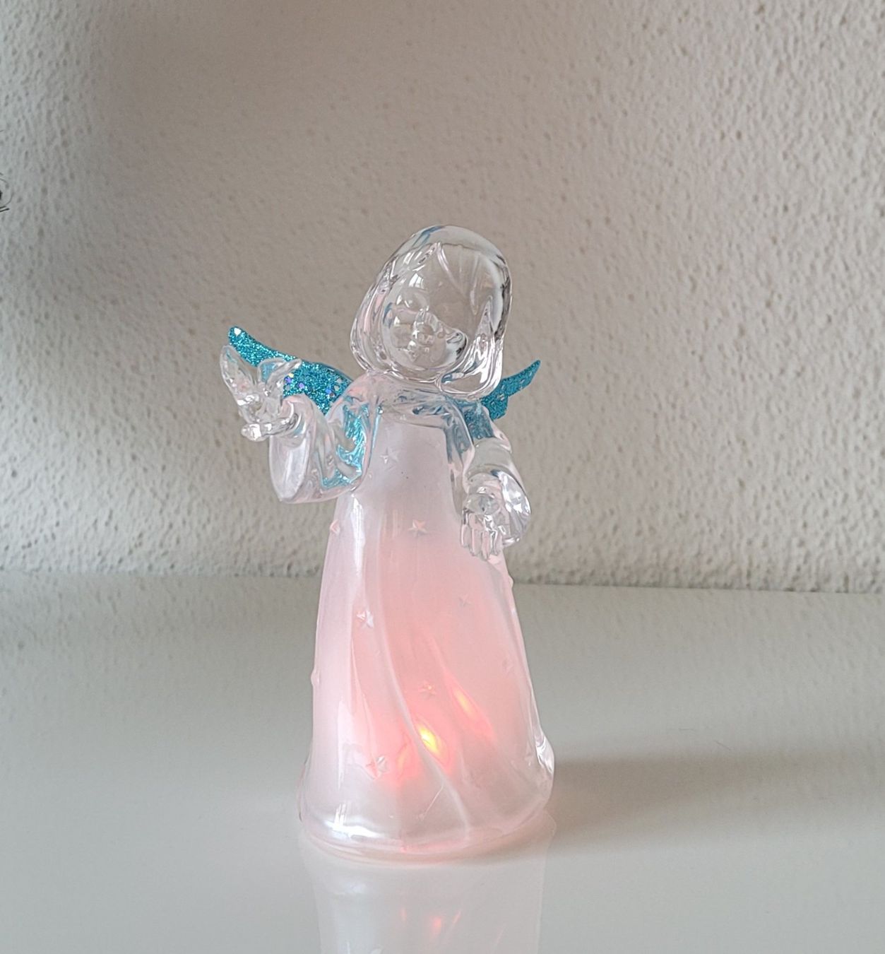 Figurines: Acryl LED-Engel 16 cm hoch – D'occasion à Zürich par fourpaws 4