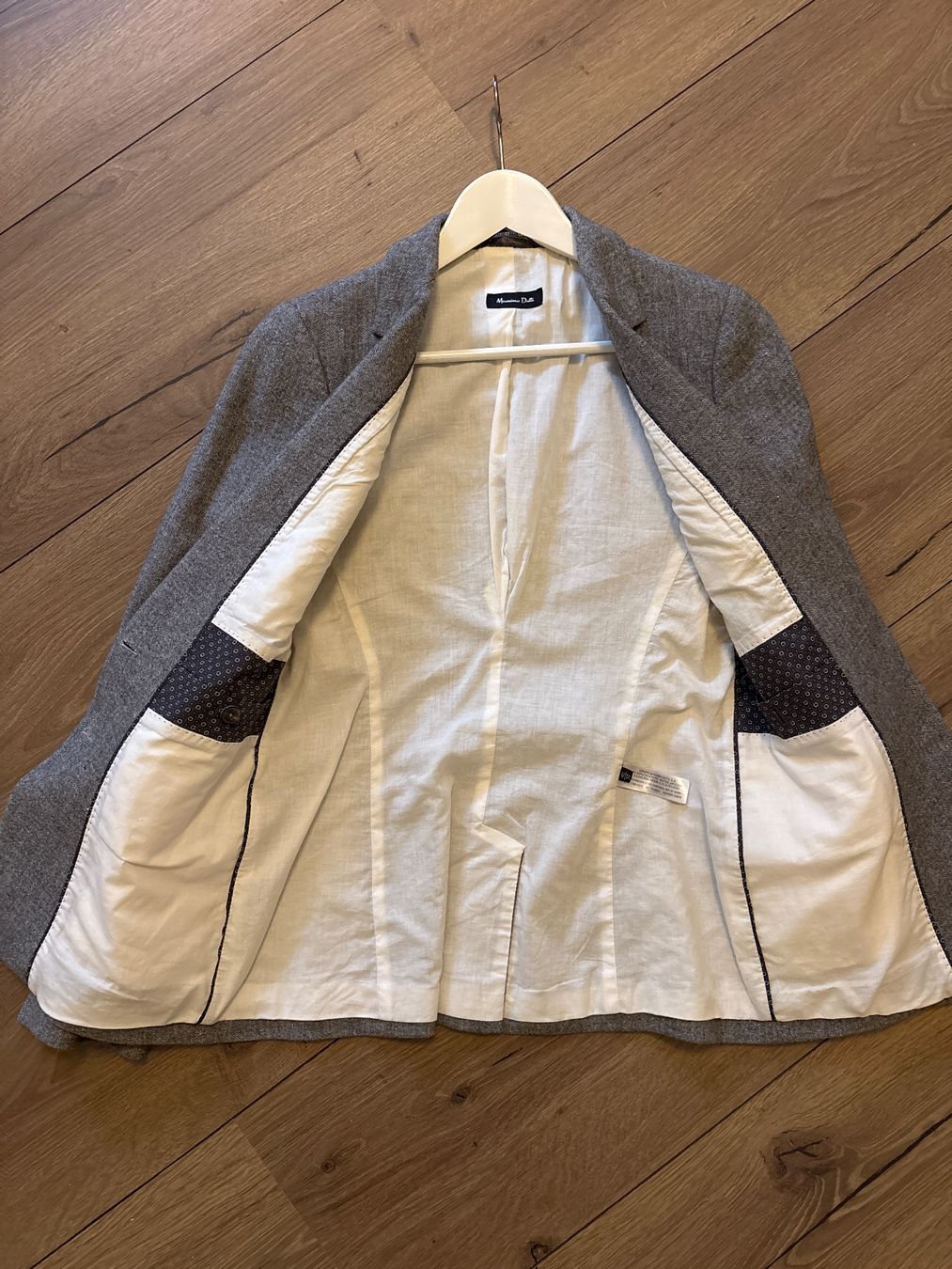 Massimo Dutti Completi & Tailleur: Massimo Dutti Blazer grau, Gr. 40 – Usato da Wittnau venduto da soufriere 3