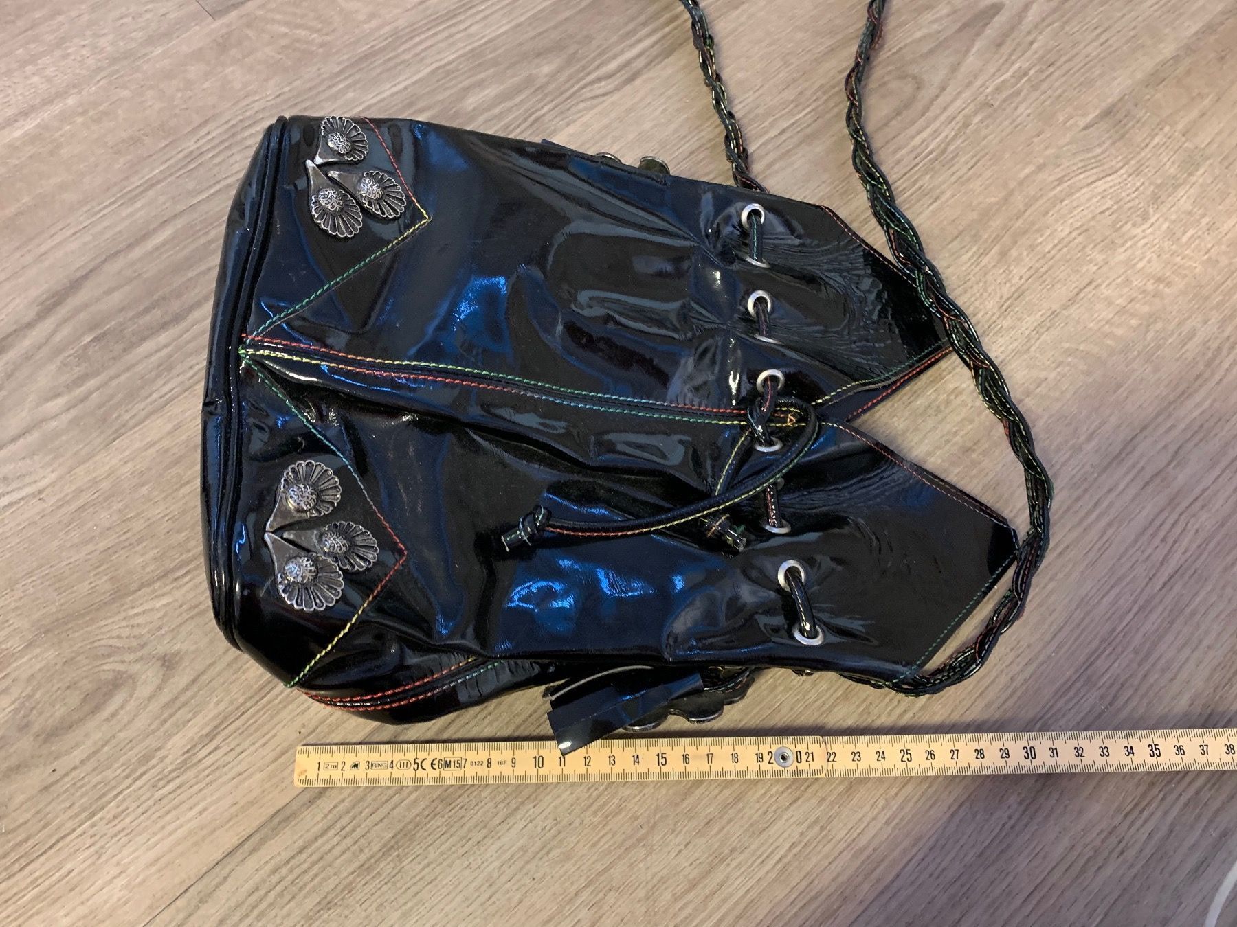 Borse da donna: Tasche Vintage Lack Optik – Usato da Fislisbach venduto da KolibriSecondhand 8