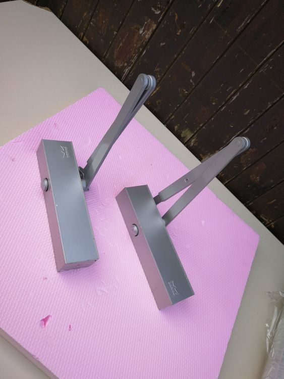 Porte: Türschliesser Dorma – Usato da Spreitenbach venduto da Space_X 1