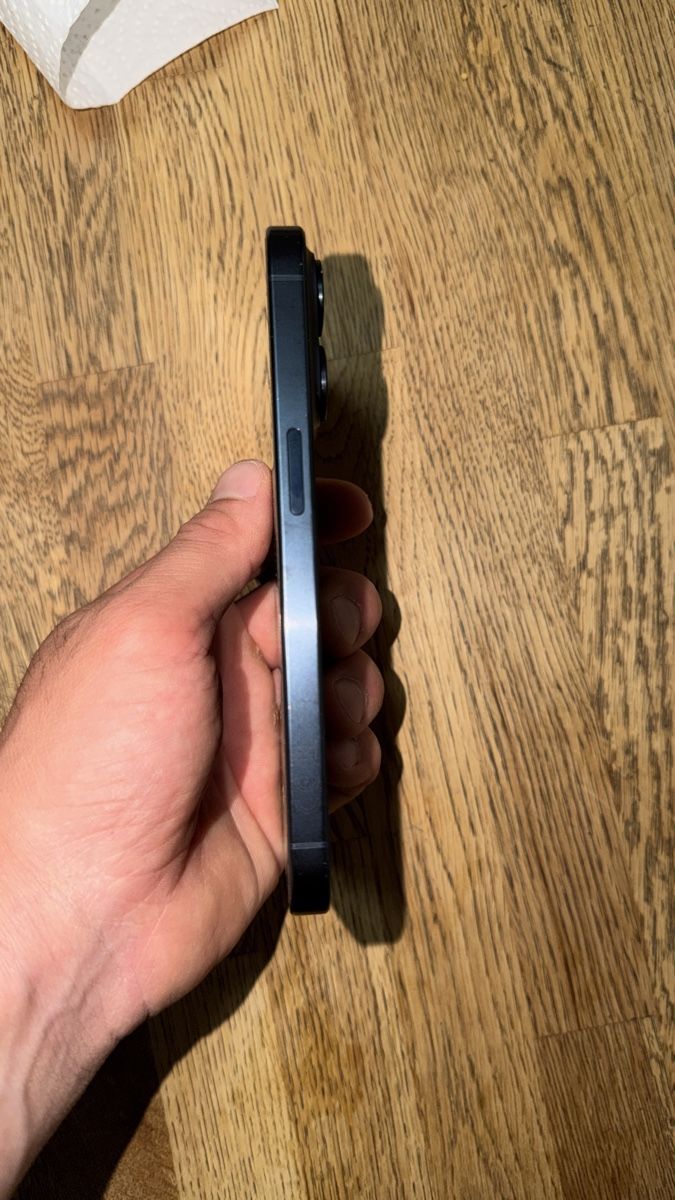 Apple Telefoni cellulari / Smartphones: Iphone 15 Pro 128 GB Blau – Usato da Reinach AG venduto da FulcinitiF 2