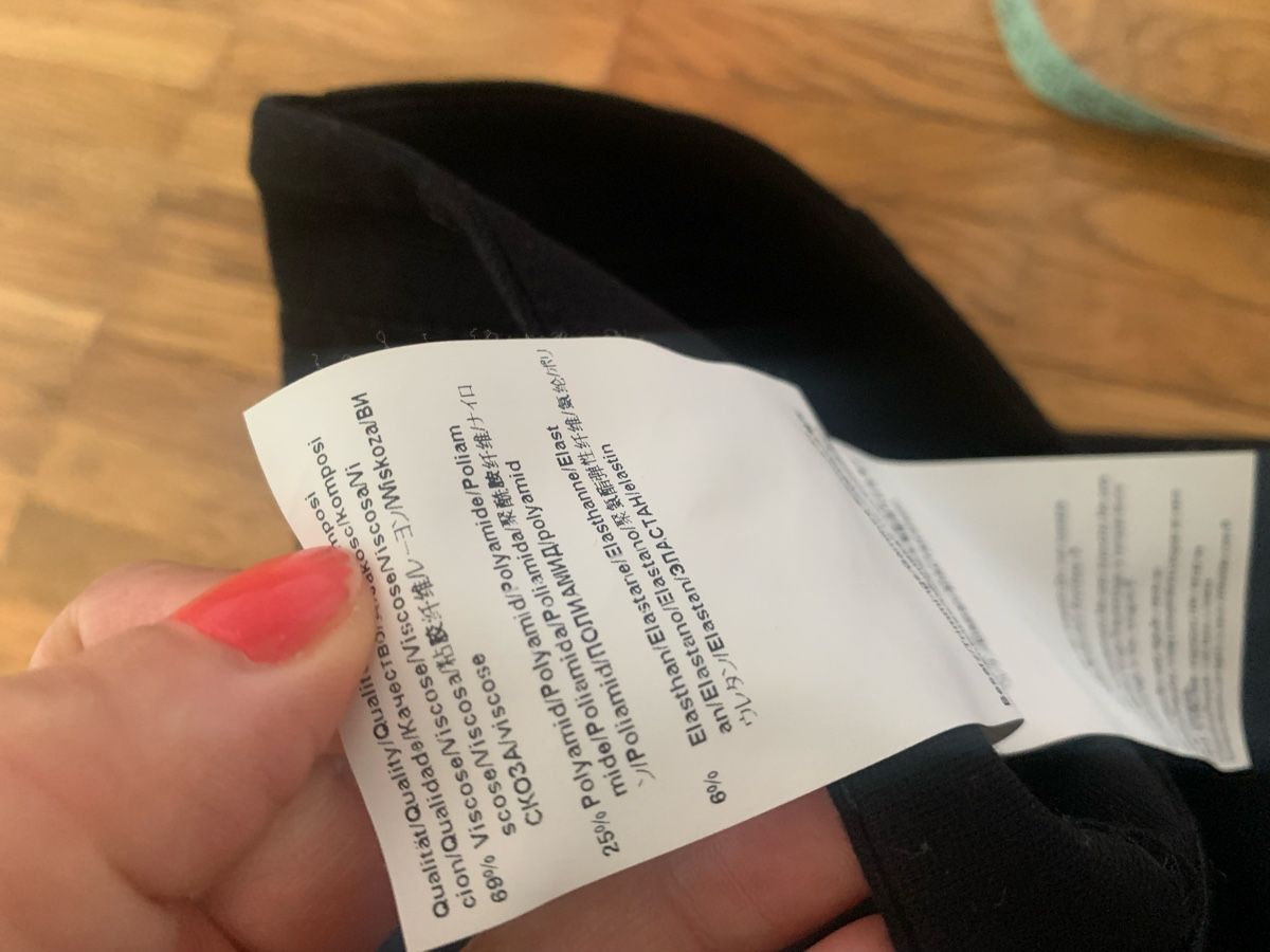 Gonne: Hugo boss schwarze jupe stretch – Usato da Zürich venduto da Nikuska32 3