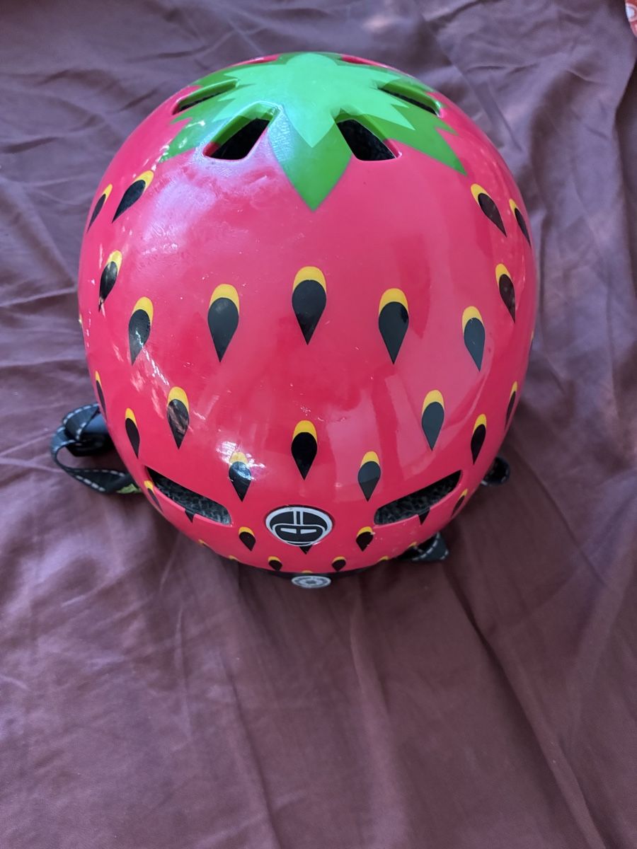 Helme: Casque vélo enfants 2ans 3ans – Gebraucht aus Onex von kar_7dth
