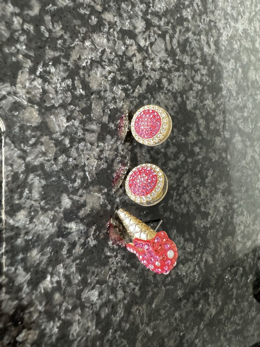 Swarovski Orecchini pendenti & Orecchini a lobo: Swarovski Ohrstecker Ice cream – Usato da Biberist venduto da Mi58