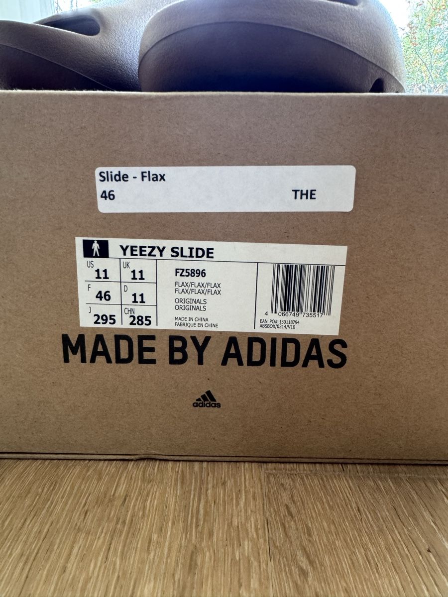 Adidas Chaussures hommes: Yeezy slide flax 46 – Neuf avec emballage d'origine à Münchenbuchsee par Leda53 3