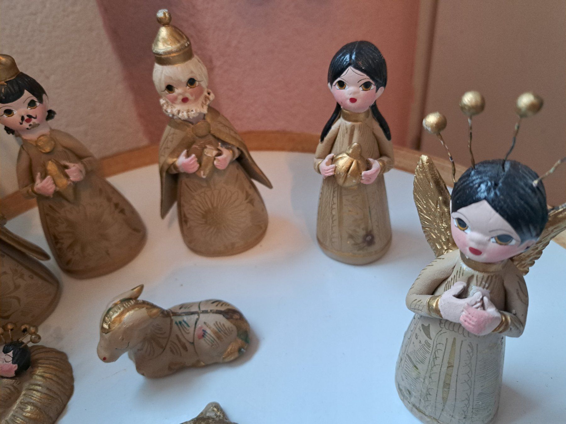 Alle Dekorationen: Krippenfiguren Ton mit Palmen, goldfarben – Gebraucht aus Zufikon von Dysundas 1