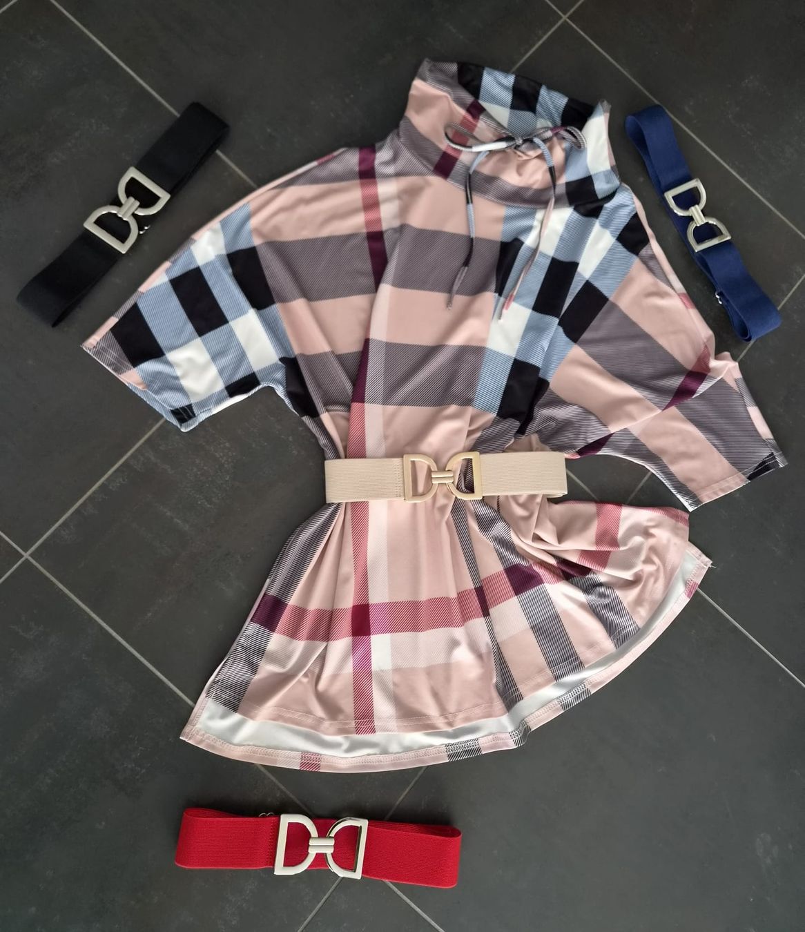 Ceintures: Longue Blouse élasthane(36/38)avec 4 ceintures élastiques – Neuf avec emballage d'origine à Etoy par MyStyleMyMode 1